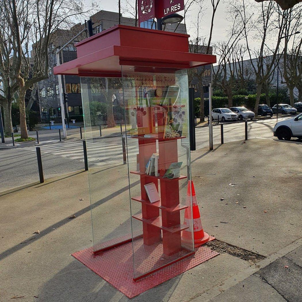 Boîte à livres Rome 2
